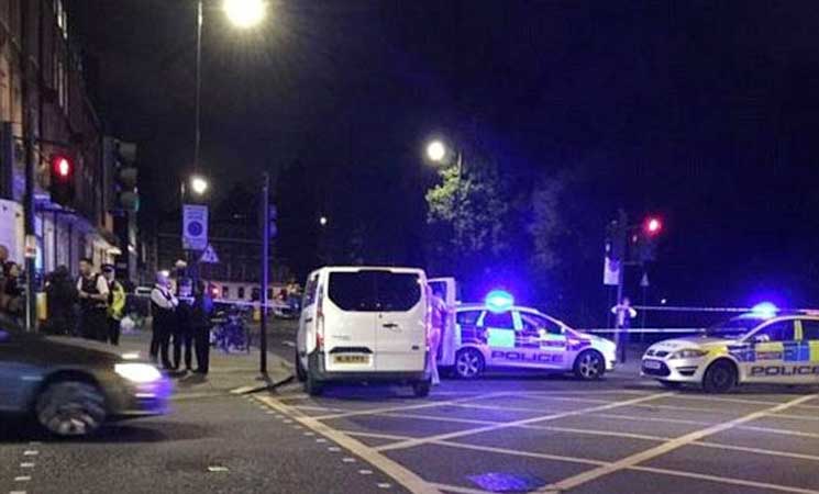 Une femme tuée au couteau à Londres, la piste terroriste pas exclue