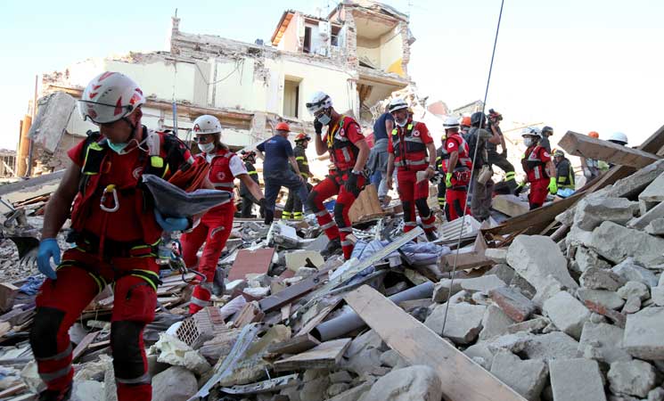 Séisme en Italie: 247 morts, selon un nouveau bilan de la protection civile