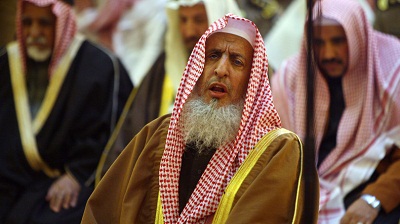 Selon le grand mufti saoudien, les femmes s’exposent au diable en conduisant