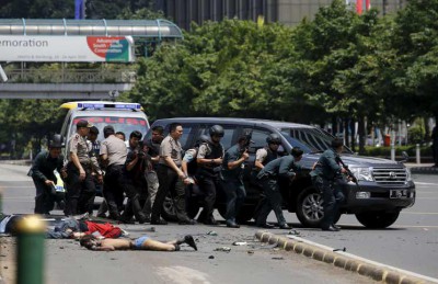 Indonésie: explosions à Jakarta, 7 morts