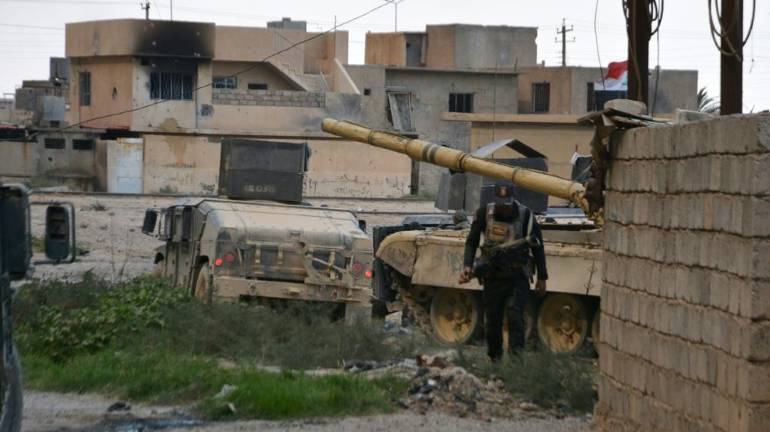 Les forces irakiennes s’approchent du fief terroriste de Mossoul
