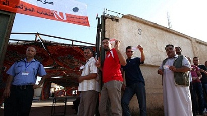 Los Libios Comienzan a Votar en Hist&oacutericas Elecciones