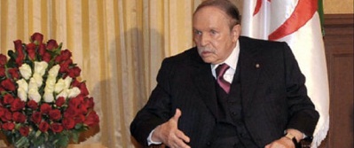 Se inician las presidenciales en Argelia en medio de acusaciones de fraude