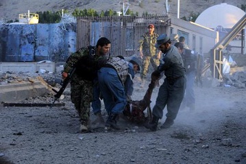 Varios muertos en ataque talib&aacuten contra consulado de EEUU en Afganist&aacuten