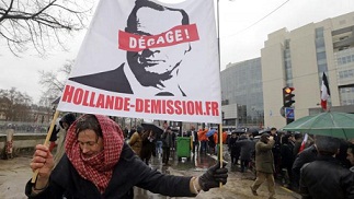 Manifestaci&oacuten masiva en Par&iacutes exige la dimisi&oacuten de Hollande