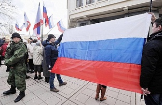 Manifestantes pro-rusos toman el control de la ciudad de Lugansk