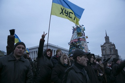 Provocadores experimentados detrás de los sucesos de Ucrania