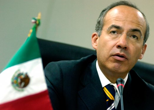 Ex Presidente Felipe Calder&oacuten Autorizó el Espionaje de EEUU en México
