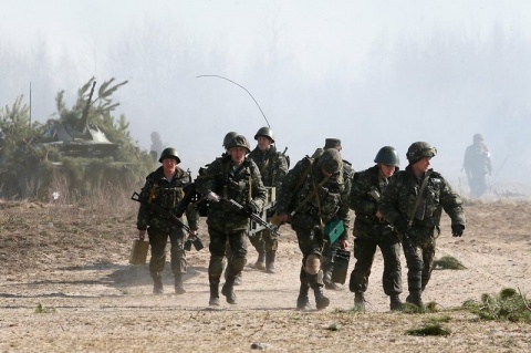 Combates se extienden en Donetsk y Lugansk
