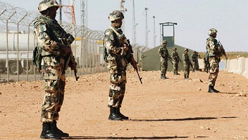 Buteflika destituye a la cúpula de seguridad en Argelia

