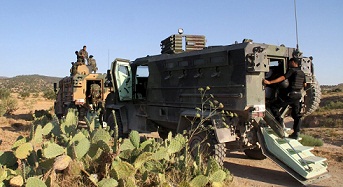 Túnez moviliza a reservistas para enviarlos a frontera con Libia
