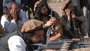 Dirigentes talibanes en Afganistán y Pakistán juran fidelidad al EI