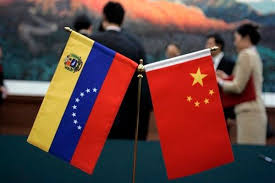 Venezuela y China firman varios acuerdos de cooperación
