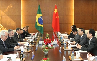 Brasil y China sellan una alianza económica
