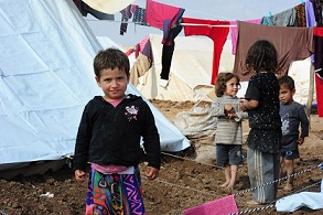 ONU: Niños iraquíes víctimas de la guerra lanzada por el EI
