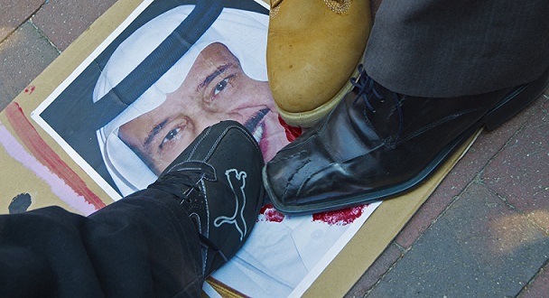 The Guardian: Príncipes saudíes preparan golpe contra troika gobernante