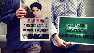 Decapitado y luego crucificado: un joven manifestante condenado en Arabia