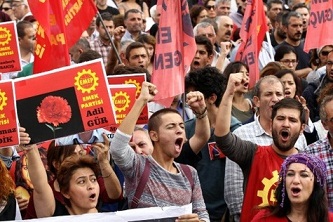 Oposición turca y activistas kurdos culpan a Erdogan de atentado de Ankara