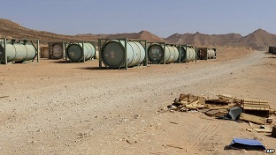 Libia renuncia a sus armas químicas y las envía fuera del país