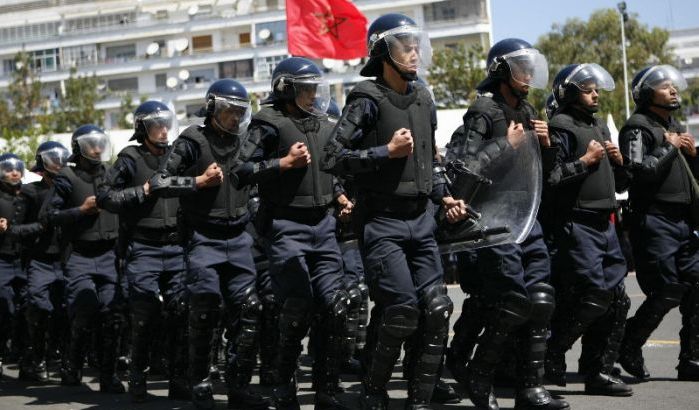 Policías de Marruecos no podrán usar sus nombres en redes sociales
