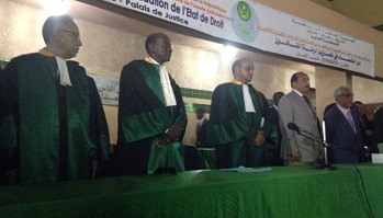 Un tribunal de Mauritania condena a cinco opositores a penas de prisión
