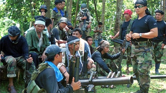 18 militares filipinos muertos en combates contra el EI