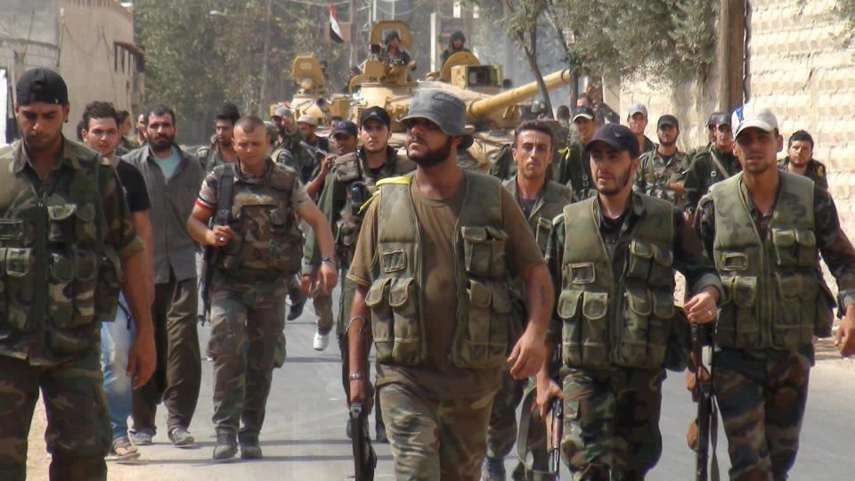 Líderes tribales kurdos muestran apoyo a Ejército sirio
