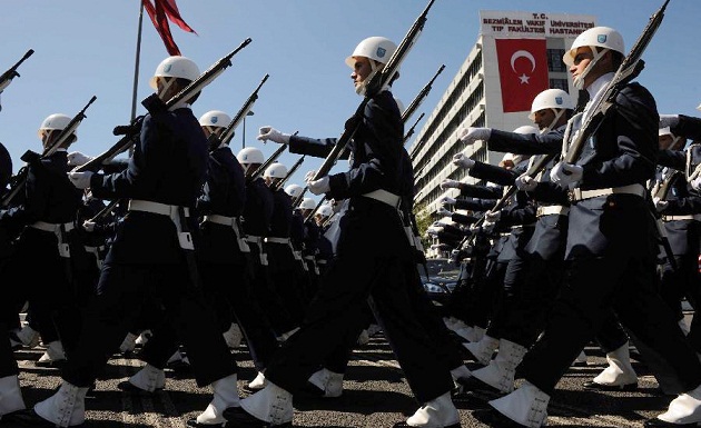 Turquía establecerá bases militares en Qatar y Somalia