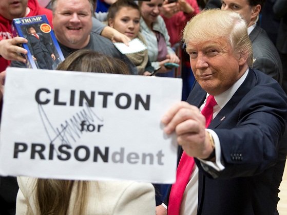 Trump: Clinton debería ir a la cárcel