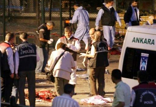 3 قتلى و15 جريحاً في انفجار هز العاصمة التركية أنقرة


