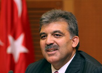 تركيا تسعى لشراء طائرات اميركية من دون طيار لمكافحة المسلحين الاكراد
   
