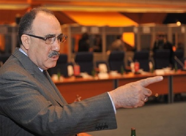 نائب رئيس الوزراء التركي بشير اتالاي 