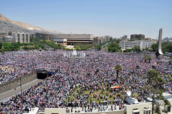 تظاهرت سورية مؤيدة للرئيس الأسد