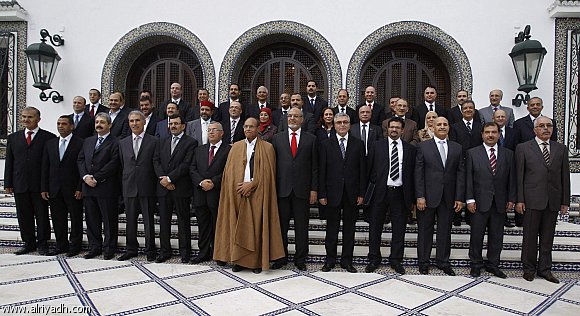 حزب المؤتمر يسحب وزراءه من حكومة تونس والغنوشي يستبعد انقسام النهضة
