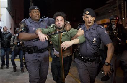 اعتقال 60 شخصاً في تظاهرة تحولت إلى مواجهات مع الشرطة في ساو باولو
