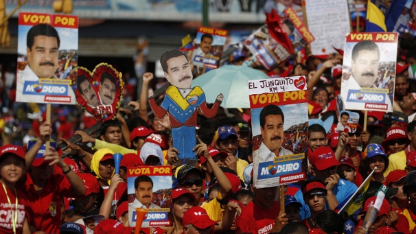 مادورو يفوز بالرئاسة في فنزويلا ومرشح المعارضة يرفض الاعتراف بالنتيجة