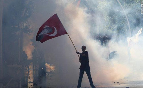 تجدد التظاهرات في المدن التركية وأردوغان يرفض الحكومة المبكرة