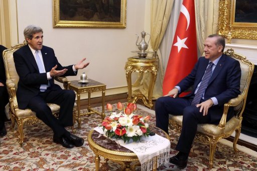 كيري يقترح على اردوغان تأخير موعد زيارته لقطاع غزة

