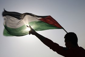 اتفاق حركتا فتح وحماس على عقد لقاء في غزة لبحث المصالحة الفلسطينية