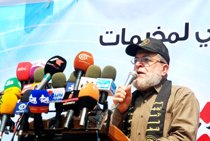 نافذ عزام