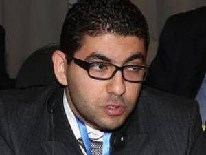 

سلطات العدو تمنع نائبين مغربيين ضمن وفد أوروبي من دخول فلسطين المحتلّة 
