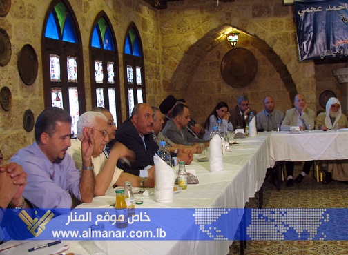 جانب من الحضور في ندوة الروائي جمال الغيطاني في مطعم الساحة