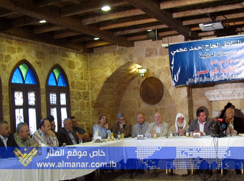 جانب من الحضور في ندوة الروائي جمال الغيطاني في مطعم الساحة