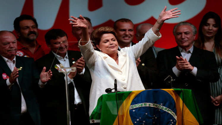 البرازيل.. روسيف تفوز بولاية رئاسية ثانية وتتعهد بالاصلاح السياسي
