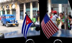 راوول كاسترو يستقبل السجناء الكوبيين الثلاثة الذين افرجت عنهم واشنطن