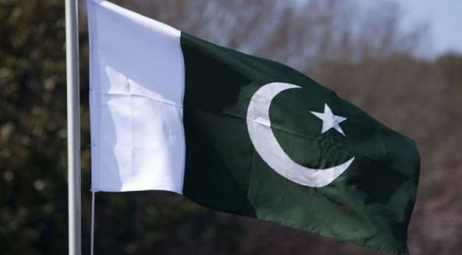 اربعة قتلى على الاقل من بينهم اجانب في تحطم المروحية في باكستان
