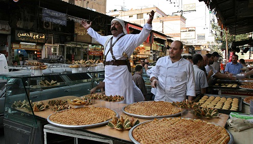 حلويات دمشق في رمضان: ودّعوا البرازق !