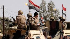 مقتل 33 جنديا على الأقل في هجومين بشمال سيناء وفرض الطوارئ