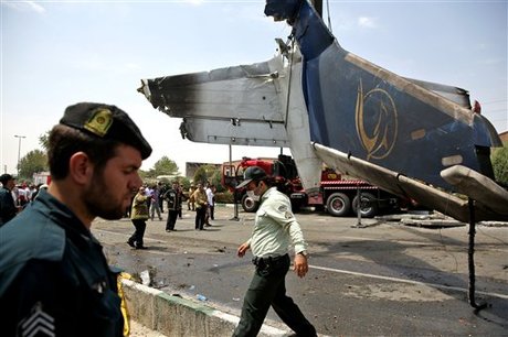 عطل في المحرك تسبب بحادث الطائرة في إيران في آب/ اغسطس
