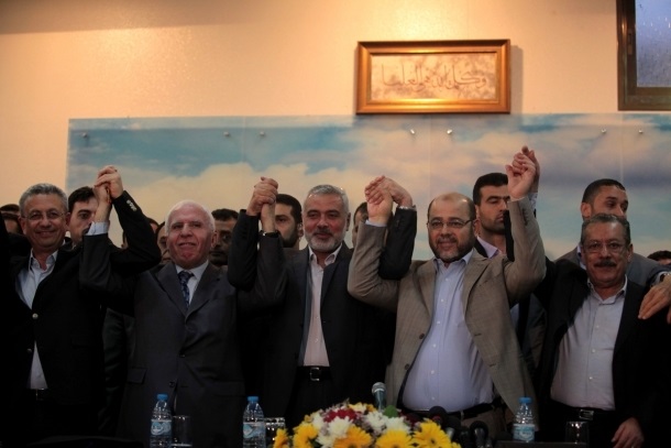 مشاورات الحكومة الفلسطينية تحتاج أياماً وعباس يكلف الحمدالله